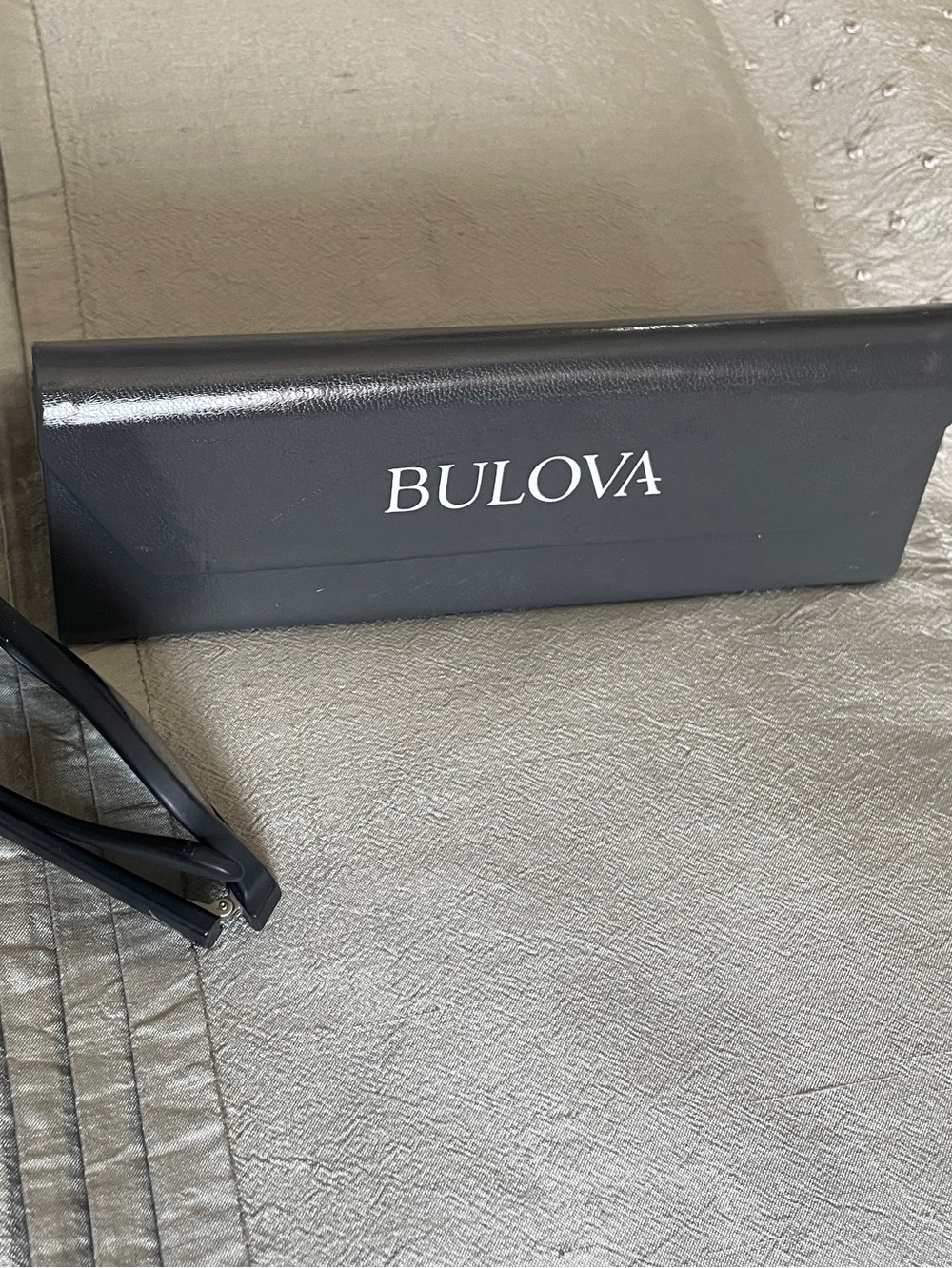 Bulova TriFold Sunglasses Case Dark Gray